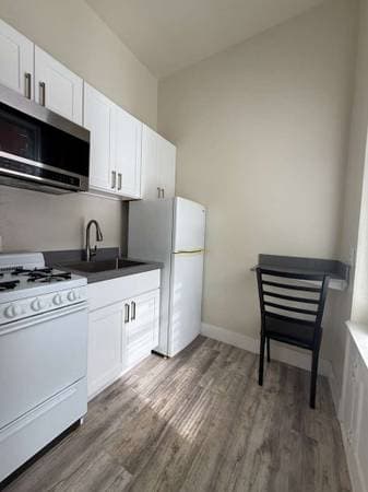 0BR/1BA Apartment on Ellis St - 103 · San Francisco photo 3