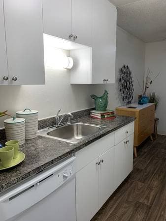 1BR/1BA Apartment on Northwood Dr · Concord photo 4