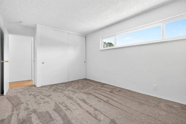 0BR/1BA Apartment · San Rafael photo 2