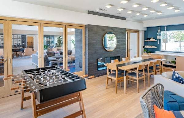 4BR/3BA Townhouse on Mosley Ave · Alameda photo 3