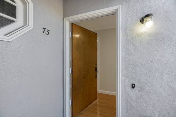 2BR/1BA Apartment on Manzanita Ave · San Francisco photo 3