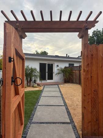 0BR/1BA In Law Adu on Marty Drive · Eldridge photo 1