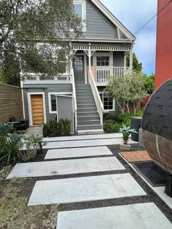 3BR/2BA Single Family House · San Francisco photo 2