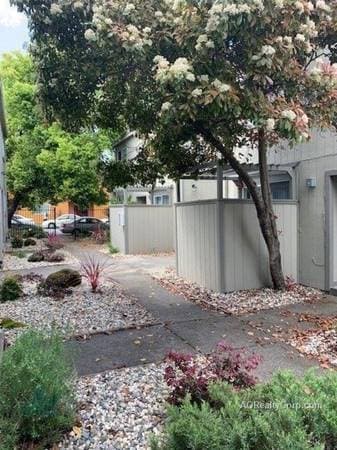 2BR/1BA Apartment on Salem Avenue · Santa Rosa photo 2