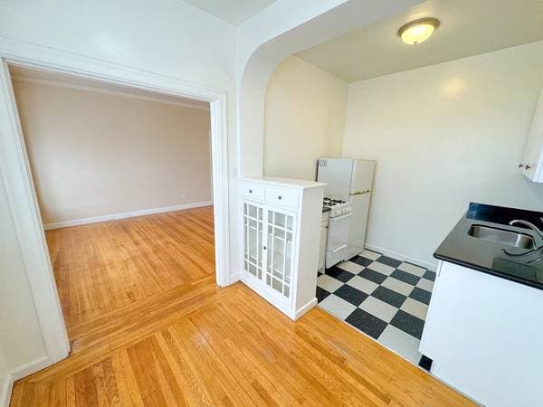 0BR/1BA Apartment on Sutter St · San Francisco photo 5