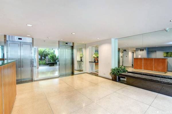 3BR/2BA Condo on Cleary Court · San Francisco photo 3