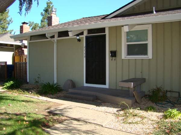2BR/2BA Duplex on Millich Drive · Campbell photo 1