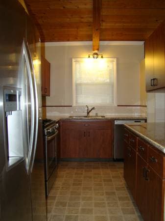 2BR/2BA Duplex on Millich Drive · Campbell photo 4