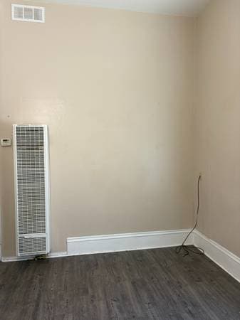 2BR/1BA Apartment · Berkeley photo 4
