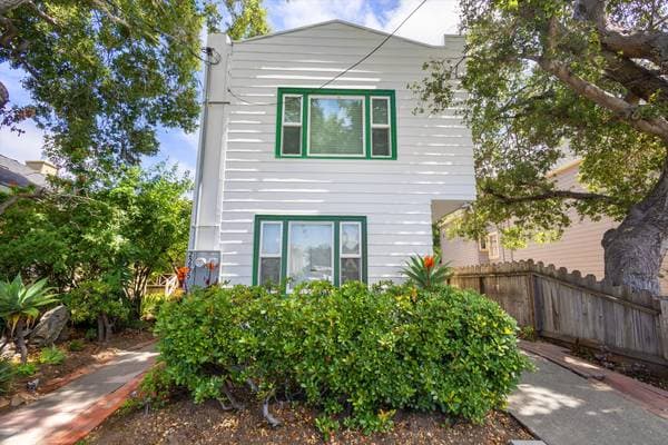 1BR/1BA Apartment on Lincoln Ave · Oakland photo 1