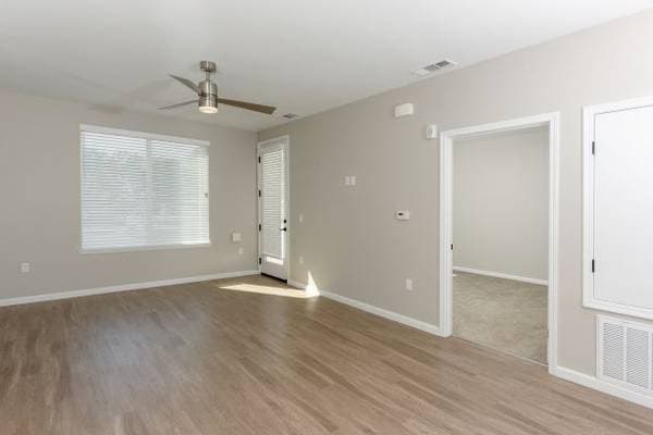 1BR/1BA Apartment on Baywood Drive · Petaluma photo 5
