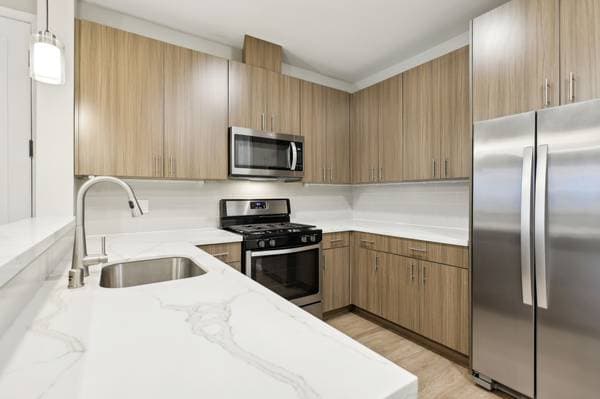 1BR/1BA Apartment on Baywood Drive · Petaluma photo 2
