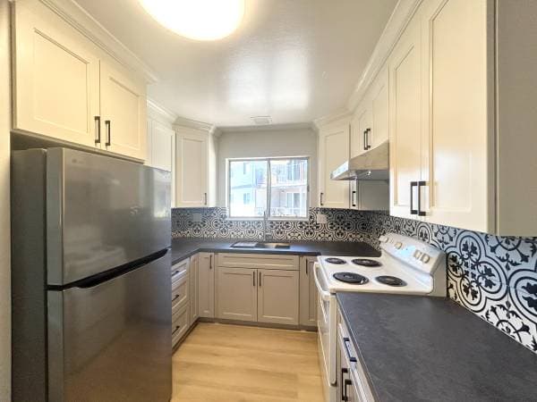 1BR/1BA Apartment on Canal Street 7 · San Rafael photo 2