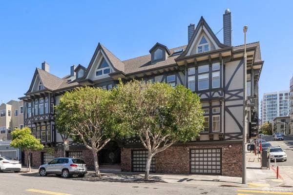 1BR/1BA Condo on Vallejo St · San Francisco photo 1