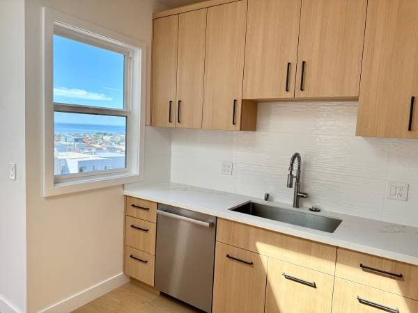3BR/3BA Duplex · San Francisco photo 4