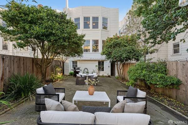1BR/1BA Condo on Francisco Street · San Francisco photo 1