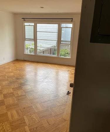 3BR/1BA Single Family House on Vicente St · San Francisco photo 5