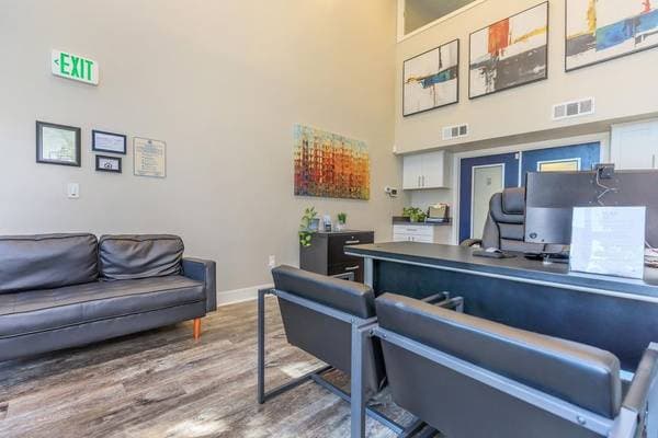 1BR/1BA Apartment on Central Avenue · Fremont photo 5