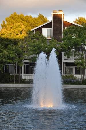 2BR/1BA Condo on Bayside Court · Richmond photo 1