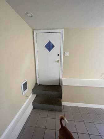2BR/1BA Duplex · Oakland photo 2