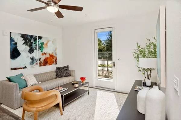 2BR/2BA Apartment on Yolanda Ave · Santa Rosa photo 5