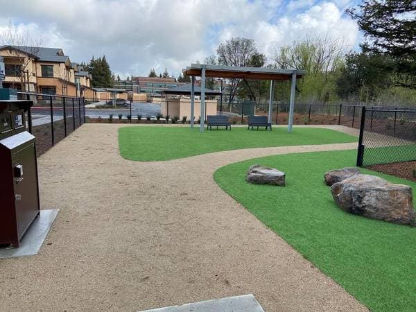 2BR/2BA Apartment on Hopper Ave · Santa Rosa photo 4
