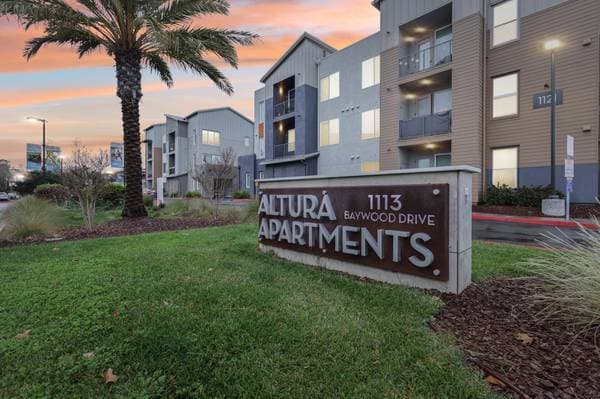 1BR/1BA Apartment on Baywood Drive · Petaluma photo 1