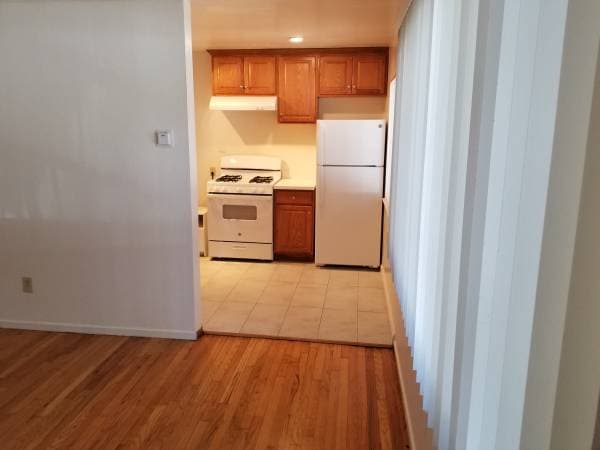 2BR/1BA Apartment on Woolsey Street · Berkeley photo 5