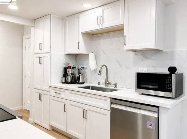 2BR/1BA Condo on Mountain Blvd · Oakland photo 3