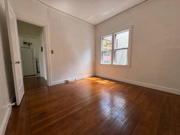 1BR/1BA Apartment on Walker · Oakland photo 3