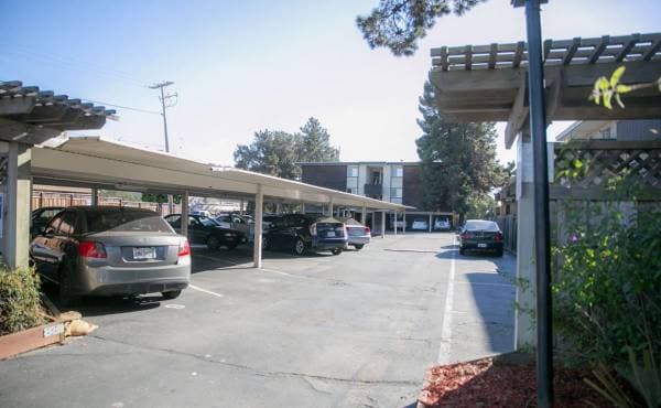 3BR/1BA Apartment on Central Ave · Alameda photo 5