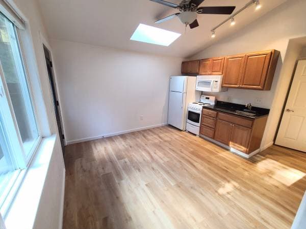 1BR/1BA Single Family House · Mount Hermon photo 2