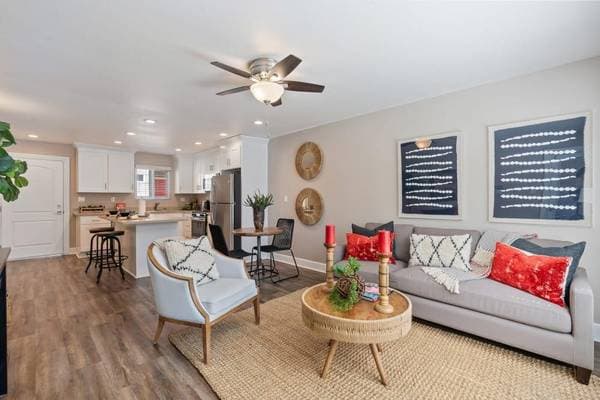 2BR/1BA Apartment on Fremont Blvd · Fremont photo 1