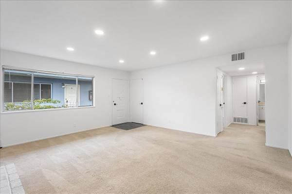 2BR/2BA Apartment on Briggs Ave · Alameda photo 5
