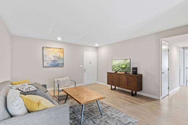 2BR/2BA Apartment on South Bascom Avenue · Campbell photo 4