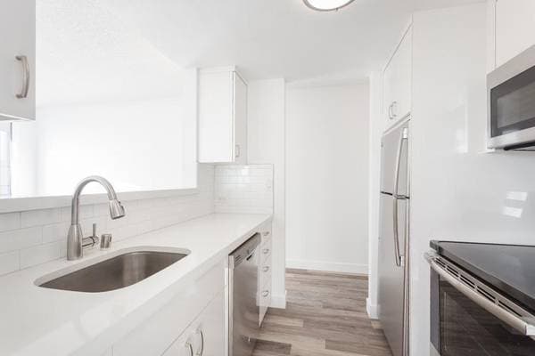 1BR/1BA Apartment on O'Farrell Street · San Francisco photo 1