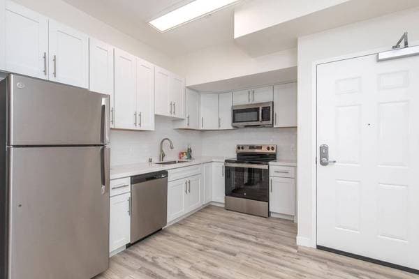 1BR/1BA Apartment on Schmidt Lane · El Cerrito photo 4