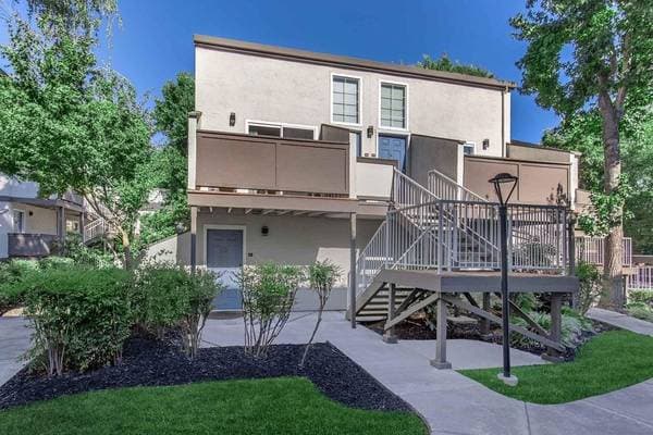 1BR/1BA Apartment on Contra Costa Boulevard · Pleasant Hill photo 4
