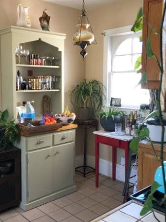 3BR/2BA Flat · Oakland photo 5