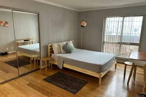 2BR/2BA Single Family House on Fairmount Ave · Oakland photo 5