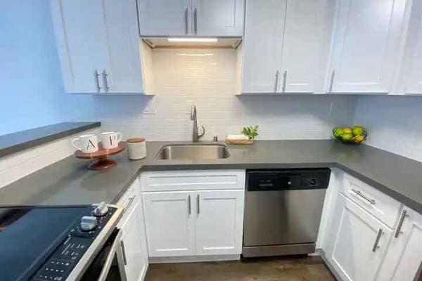 411 Euclid Ave photo 5