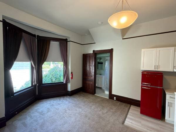 0BR/1BA Apartment on Central Ave · Alameda photo 4