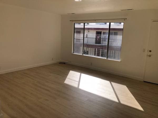 1BR/1BA Apartment · Concord photo 1