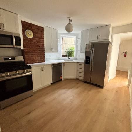 1BR/1BA Apartment on A Steiner Street · San Francisco photo 2