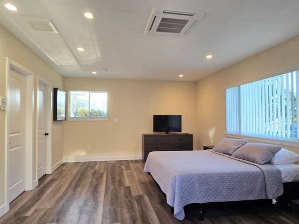 0BR/1BA In Law Adu on Snow Dr · San Jose photo 4