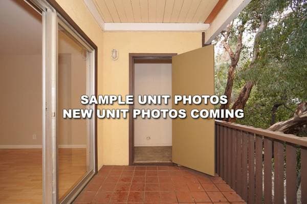 431 Dinah Court photo 3