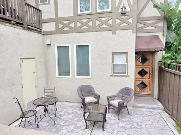 3BR/1BA Apartment on The Alameda · Santa Clara photo 5