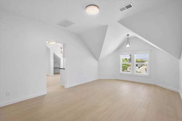 2BR/2BA Apartment on Lafayette St · Alameda photo 5