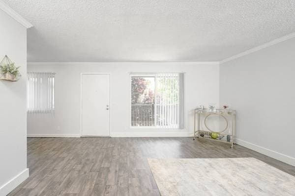 2BR/1BA Apartment on South De Anza Boulevard · Cupertino photo 3