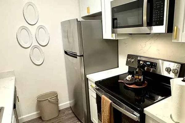 2BR/1BA Apartment on Balboa Ct · Mountain View photo 1